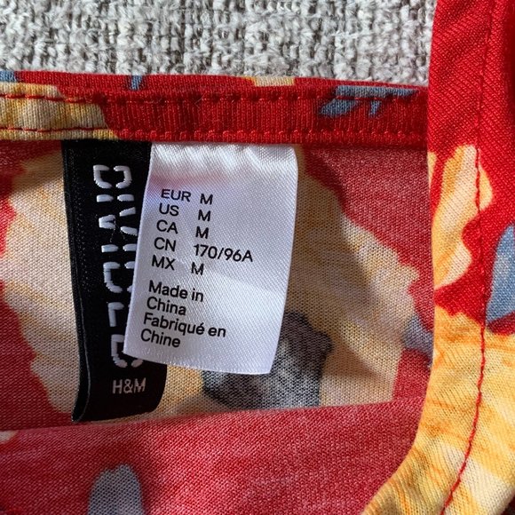 H&M Divided Floral Tank Top, Cropped, size M - Picture 4 of 4